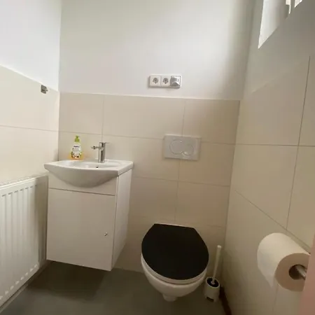 Bluestone - 23qm, Modernes Apartment, 50zoll Tv, Streamer, Kaffee-nespresso, Schwarztee-tee Incl, Kostenfreie Parkplaetze, Blaustein-ulm * Blaustein