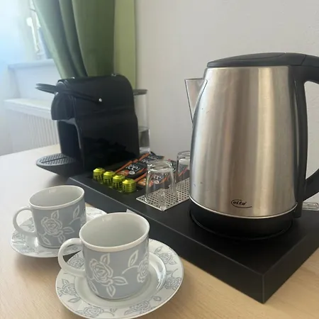 Bluestone - 23qm, Modernes Apartment, 50zoll Tv, Streamer, Kaffee-nespresso, Schwarztee-tee Incl, Kostenfreie Parkplaetze, Blaustein-ulm