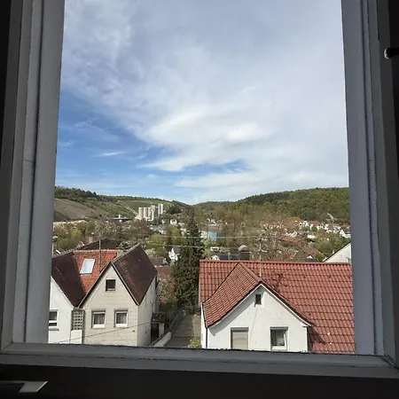 Апартаменты Bluestone - 23qm, Modernes Apartment, 50zoll Tv, Streamer, Kaffee-nespresso, Schwarztee-tee Incl, Kostenfreie Parkplaetze, Blaustein-ulm