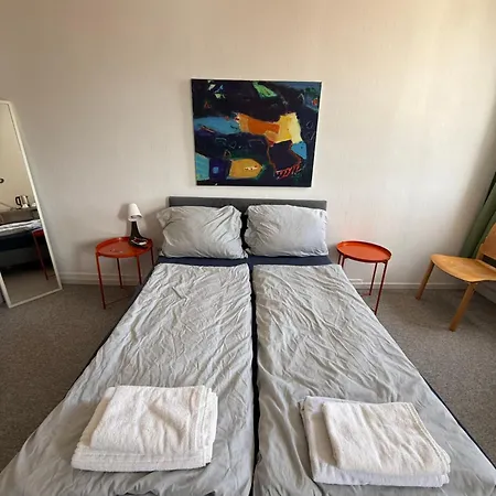 Bluestone - 23qm, Modernes Apartment, 50zoll Tv, Streamer, Kaffee-nespresso, Schwarztee-tee Incl, Kostenfreie Parkplaetze, Blaustein-ulm Апартаменты *